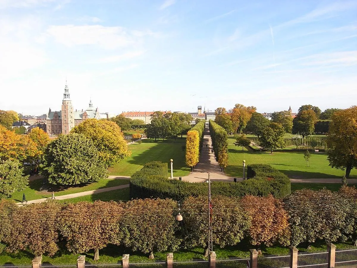 Amazing Apartment In The Heart Of København