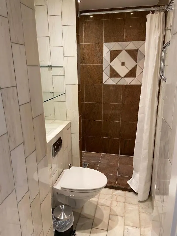 Amazing Apartment In The Heart Of København